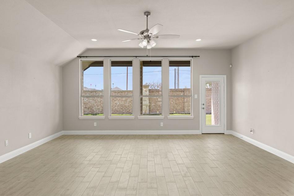 114 Emperor Oak Court