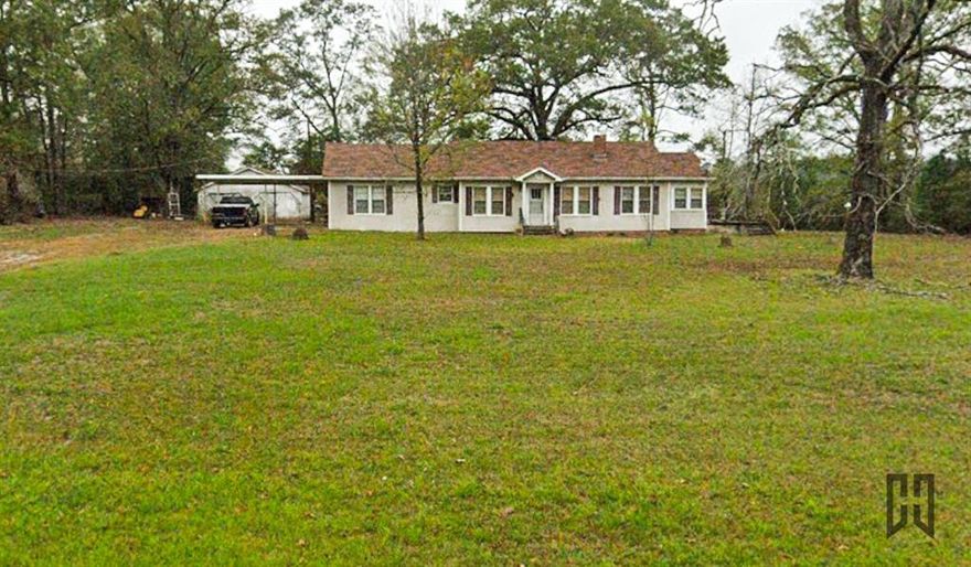 Country Farmhouse on Nearly 3 Acres — Room to Roam, Hunt & Invest - Price Improvement!!
If you’ve been dreaming of a true country place with land, outbuildings, and wide-open potential, this farmhouse just might be the one. Situated on almost 3 acres, this 3-bedroom, 2-bath home offers over 2,000 square feet of living space and the kind of setting that country folks, hunters, and investors are always searching for. Inside, you’ll find a large living room perfect for gathering with family and friends, a sunroom that brings the outdoors in, and a bonus room that could serve as a home office, game room, hobby space, or extra sleeping quarters. With a little vision and some TLC, this farmhouse could be transformed into a charming country retreat, hunting camp, or income-producing rental. The fertile soil is ideal for a garden or small homestead, and the land offers abundant wildlife, making it attractive to hunters and outdoor enthusiasts. The 20 x 40 workshop and 22 x 24 storage building provide plenty of room for tractors, ATVs, side-by-sides, tools, and equipment — a big plus for anyone who loves to tinker, farm, or work the land. Whether you’re a country boy looking for space to spread out, a hunter wanting your own slice of rural Louisiana, or an investor searching for an affordable property with upside potential, this one checks a lot of boxes.  Affordable country living with acreage, outbuildings, and over 2,000 square feet — opportunities like this don’t come along often. 
Property is being sold AS IS.