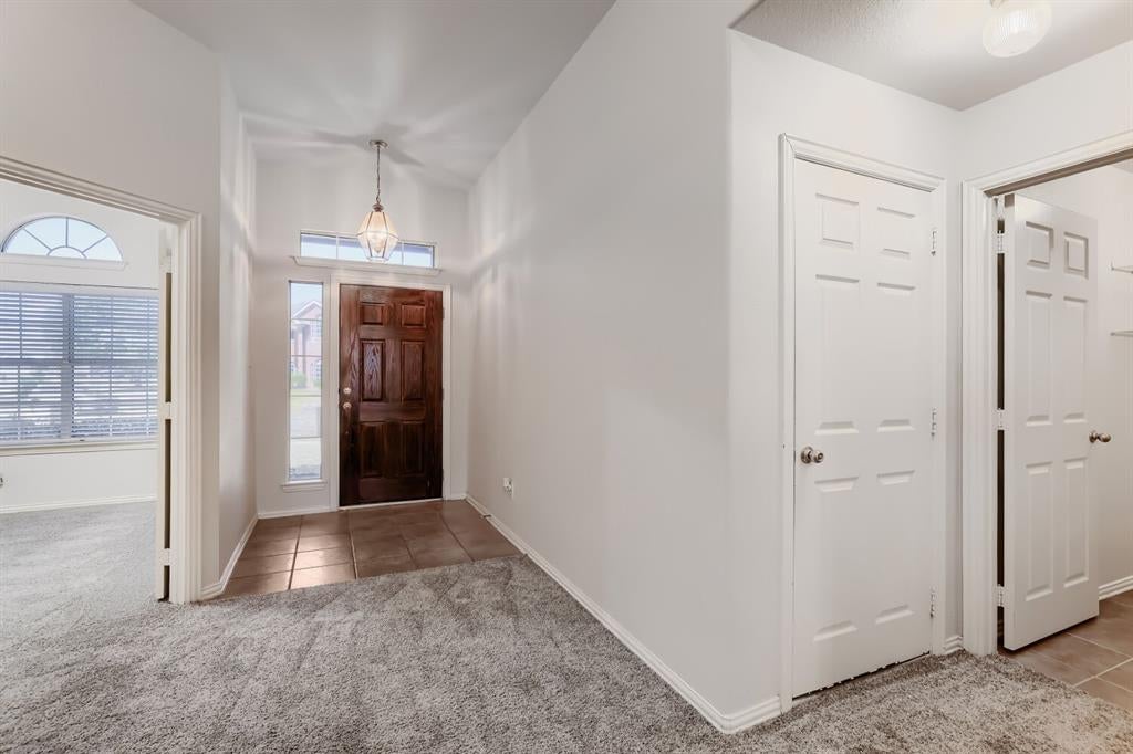2616 Cantura Drive