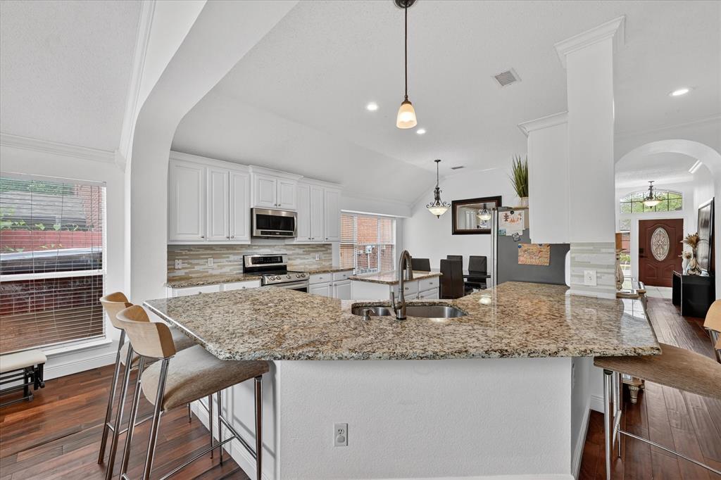 6515 Creek Crossing Lane