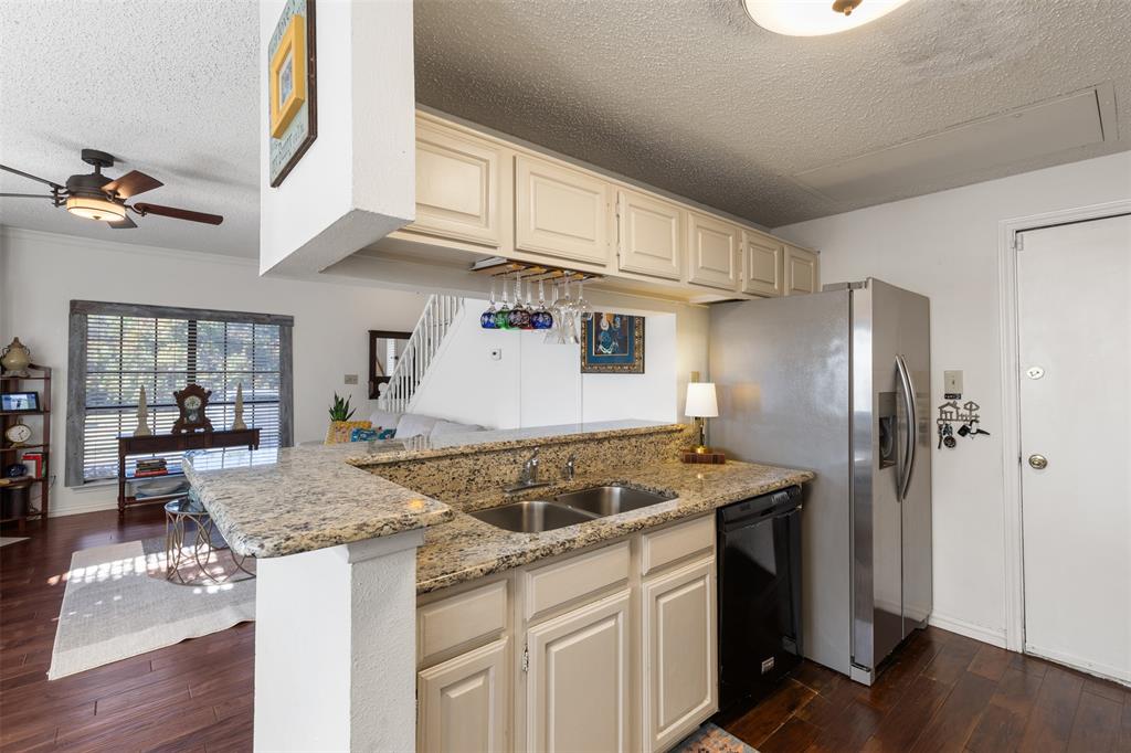 The Oaks of Preston Ridge - Residential