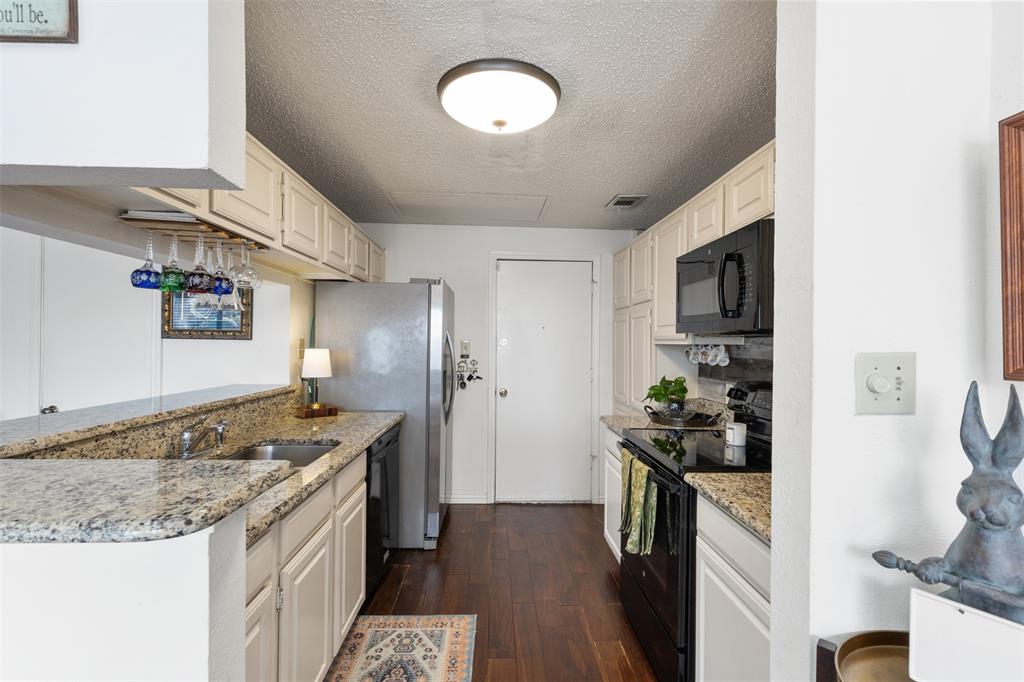 The Oaks of Preston Ridge - Residential