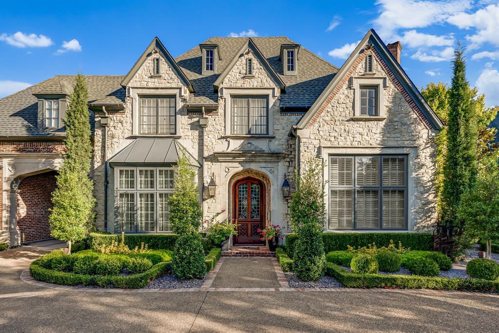 6607 Glendora Avenue