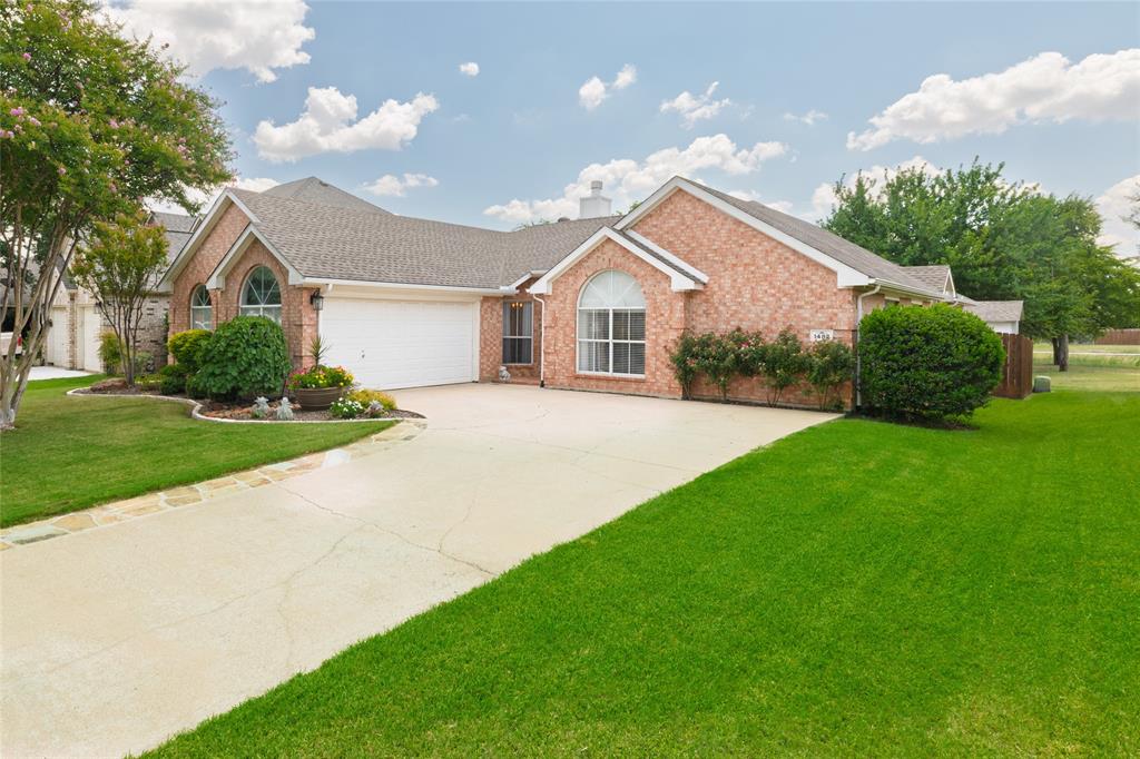1482 Sycamore Drive