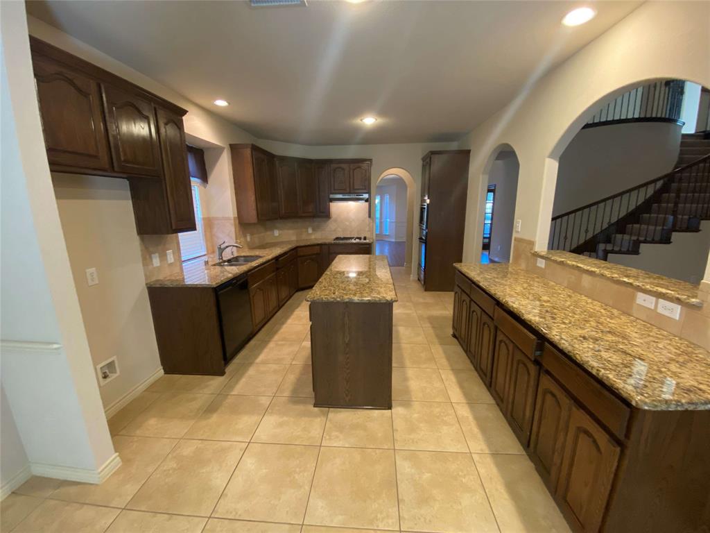 Heritage #2 - Residential Lease