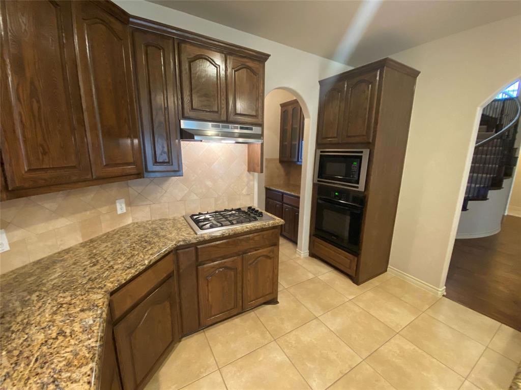 Heritage #2 - Residential Lease