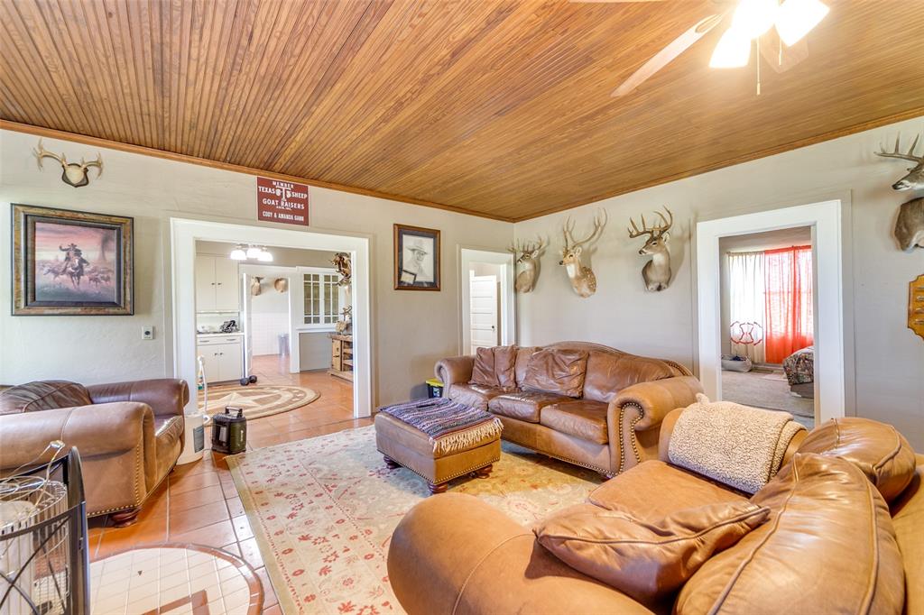2200 Private Road 3312