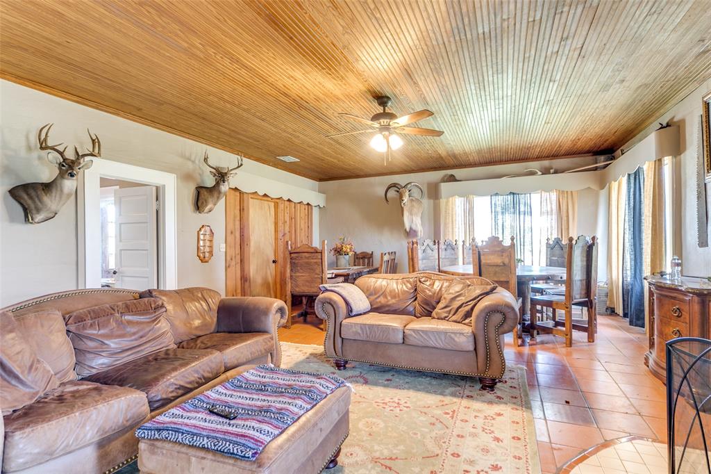 2200 Private Road 3312