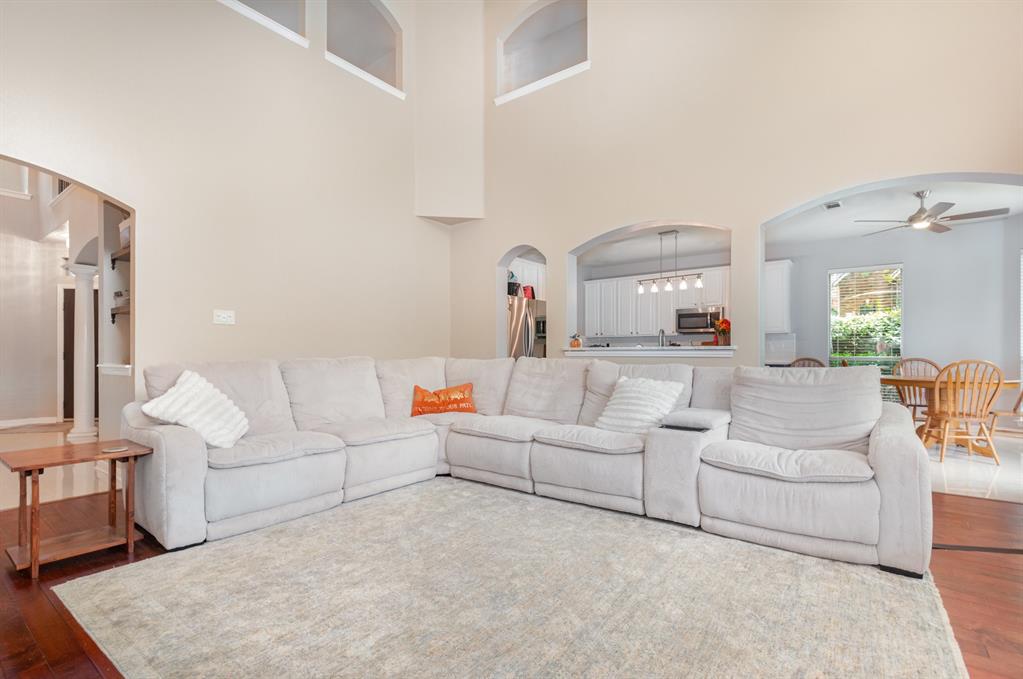 216 Orchard Park Court