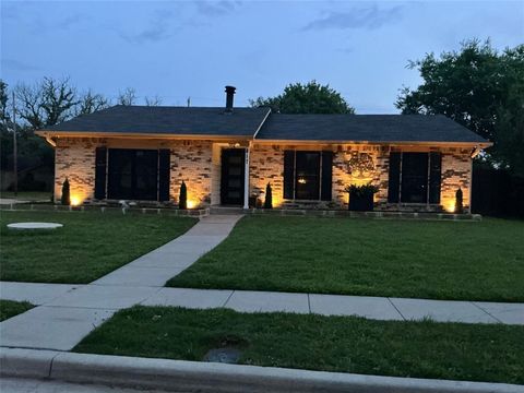 817 Oakland Street Grand Prairie TX 75052