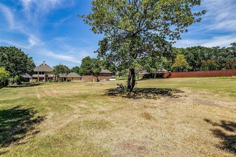 A home in Burleson