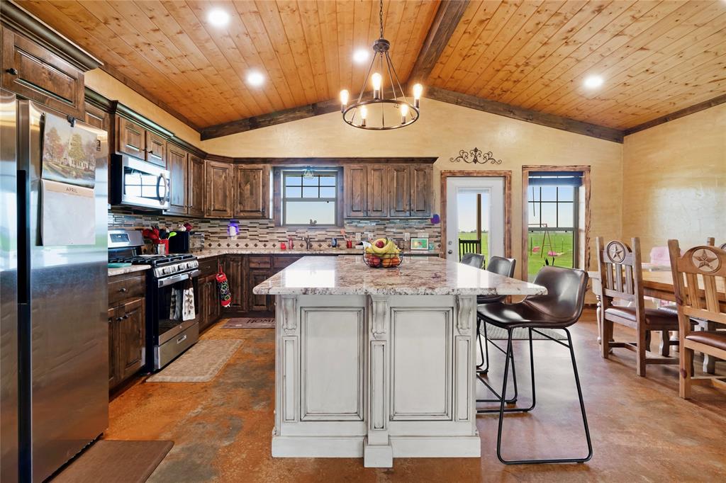 2590 County Road 2825