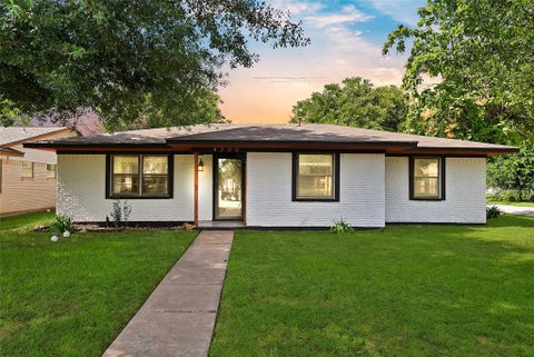 Photo of 4200 Templeton Street, Greenville, TX 75401 (MLS # 21305361)