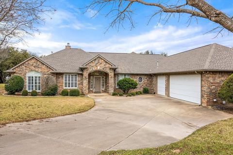 A home in Granbury