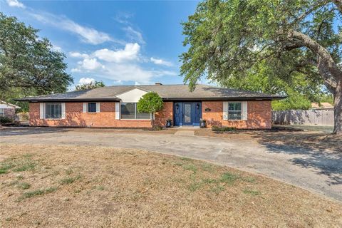 202 Mockingbird Lane Weatherford TX 76086