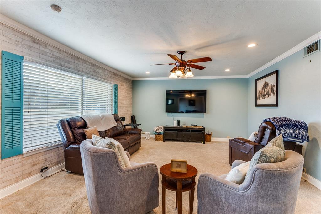 202 Mockingbird Lane