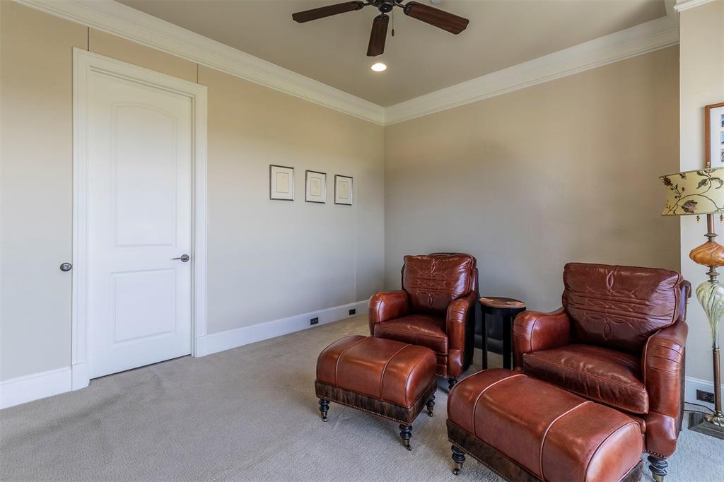 Villa De Leon Condo - Residential
