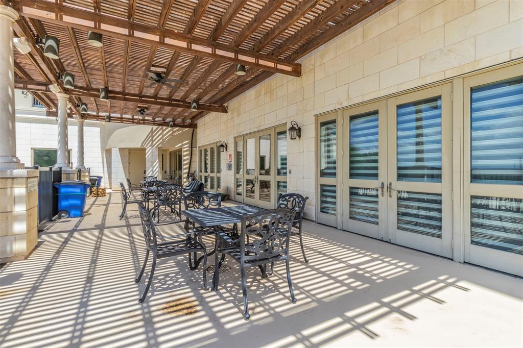Villa De Leon Condo - Residential