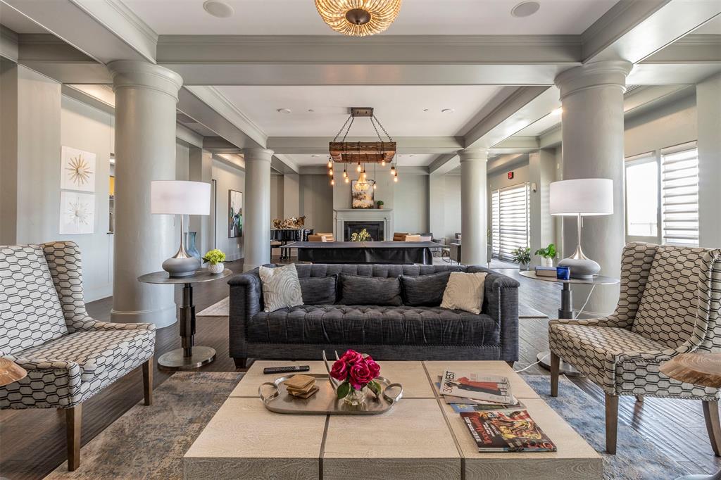 Villa De Leon Condo - Residential