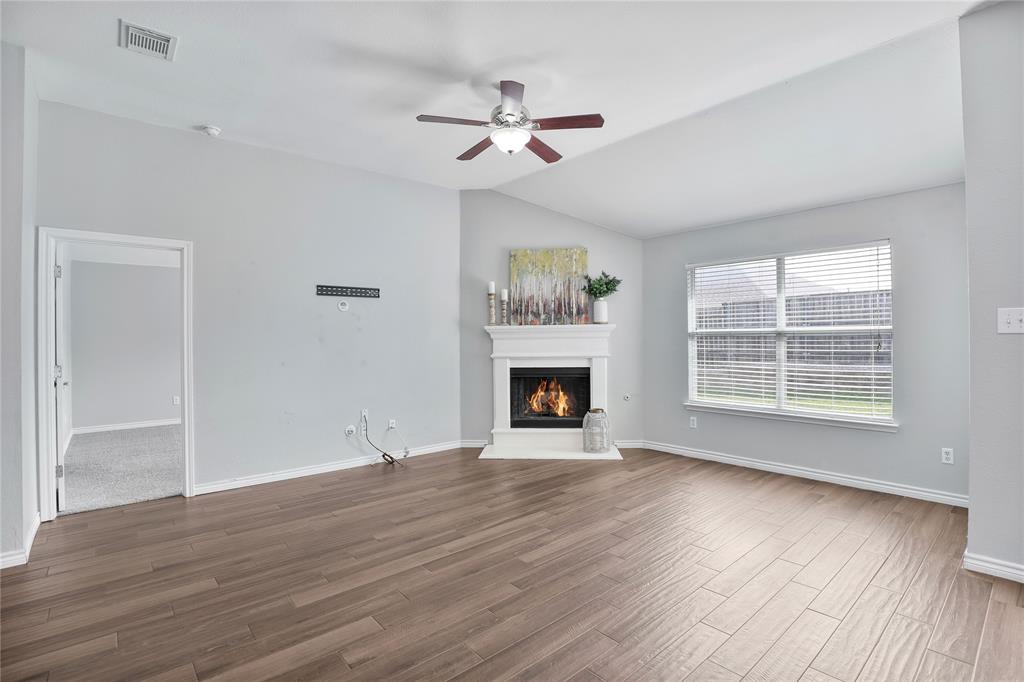 2814 Saddlebred Trail