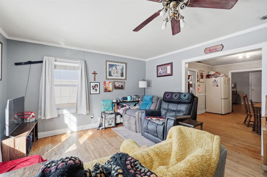 1901 CedarCrest Drive