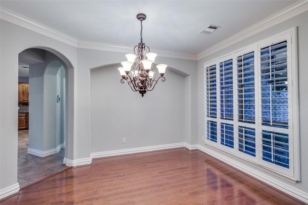5131 Pond View Lane