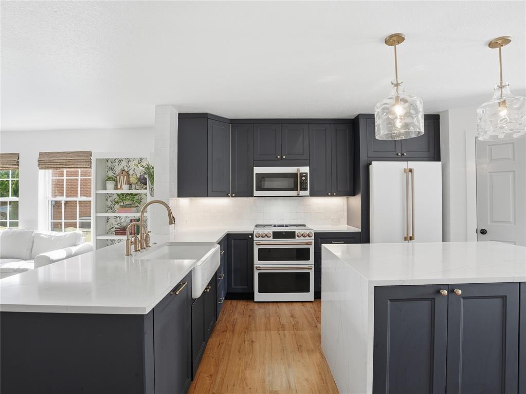 12724 Carpenter Lane