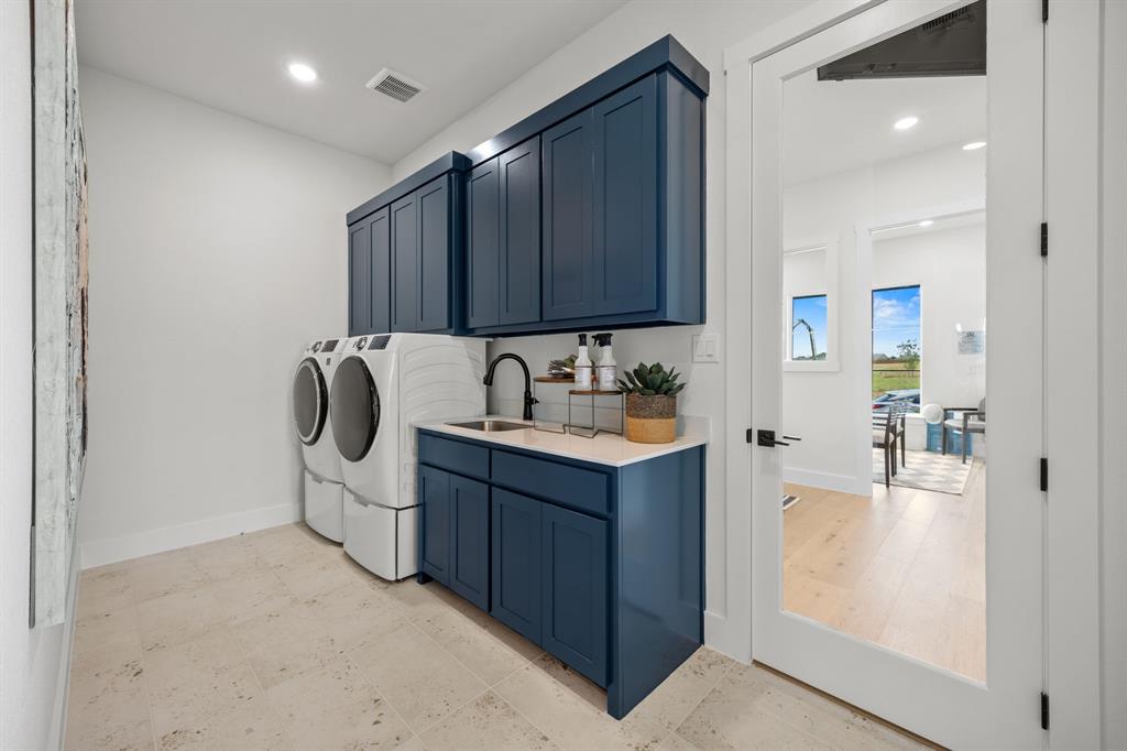 The Arbors at Lakewood Village - Residential