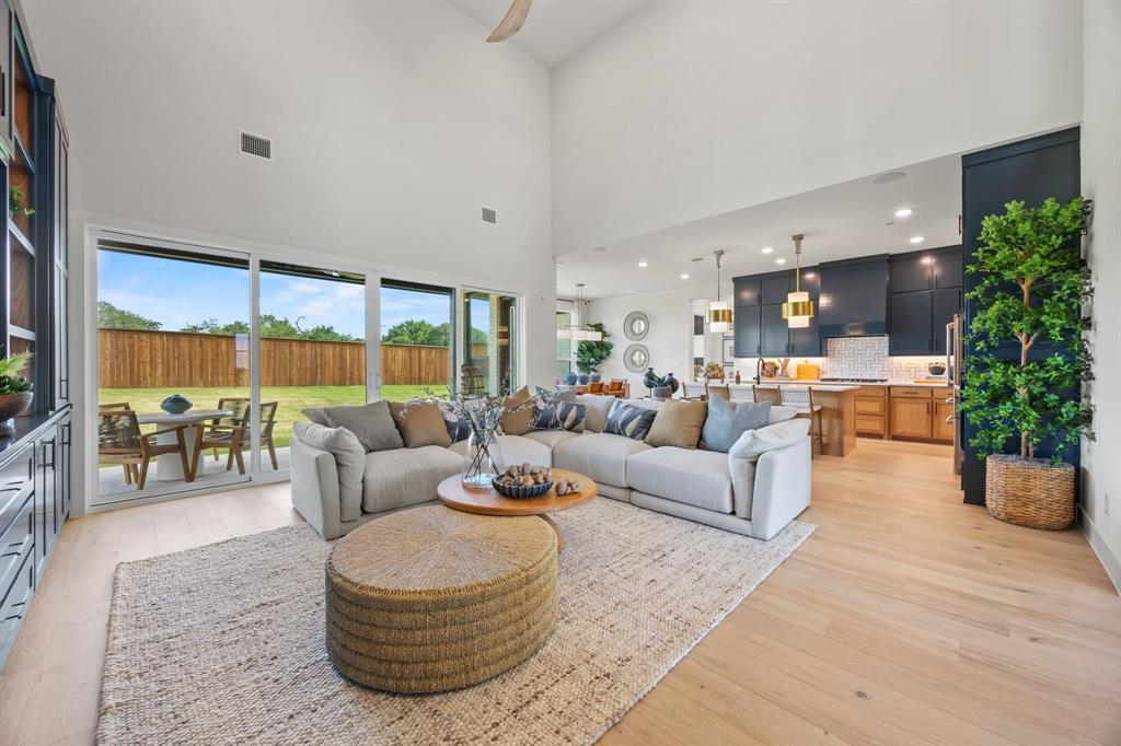 1404 Hidden Cove Drive