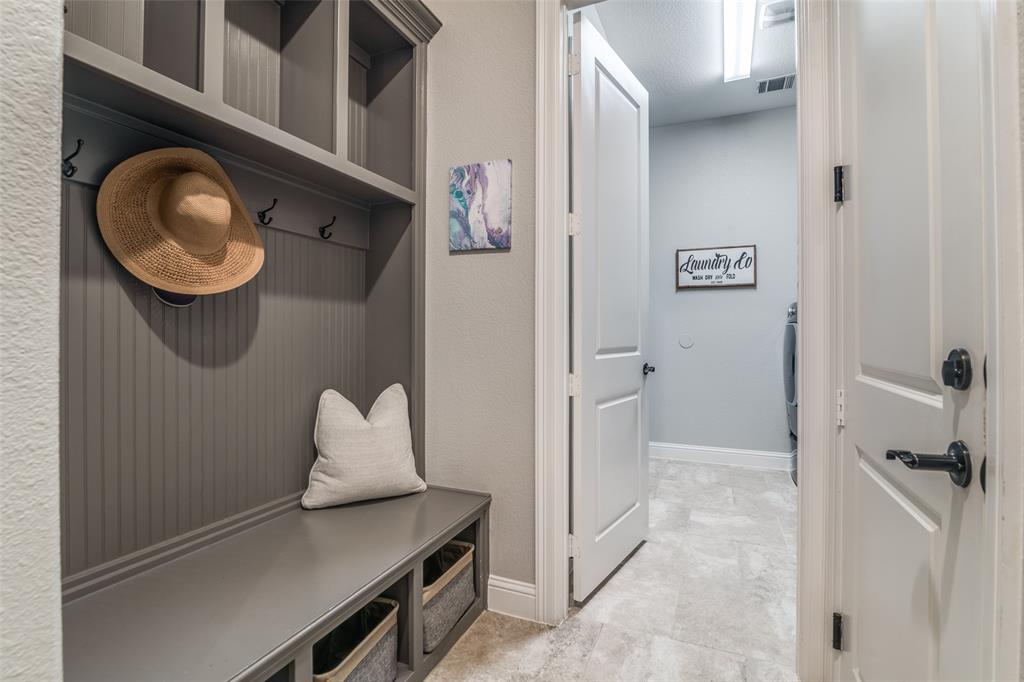 High Point Lake Estates, Secti - Residential