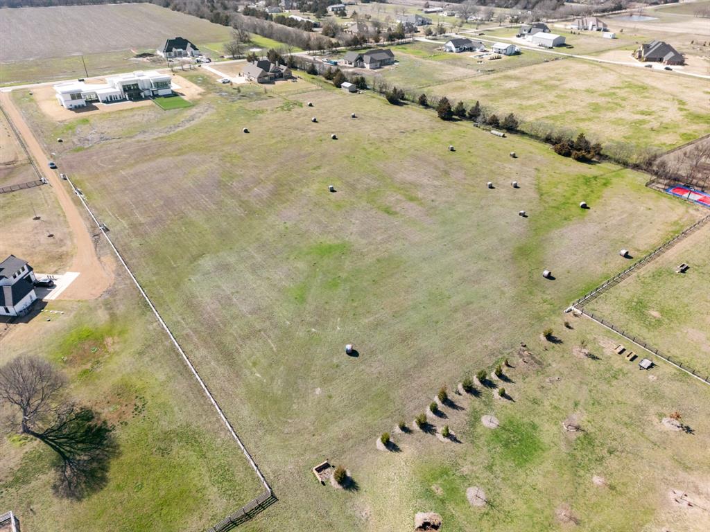 1441 E Winningkoff Road