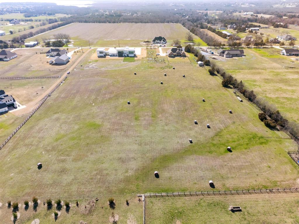 1441 E Winningkoff Road