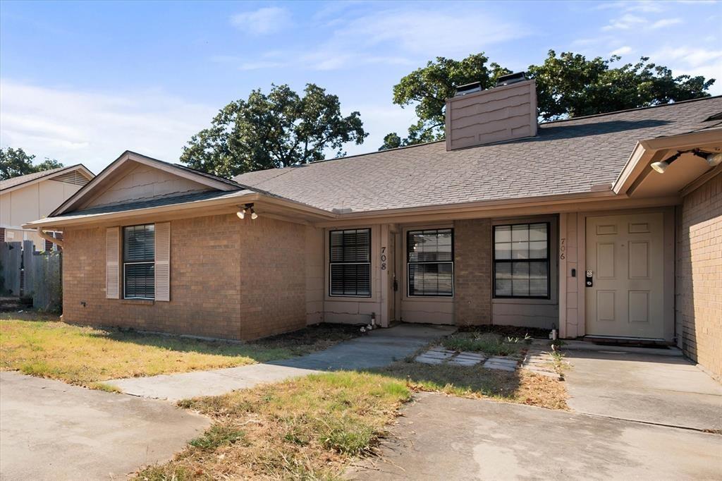 706 Woodland Court