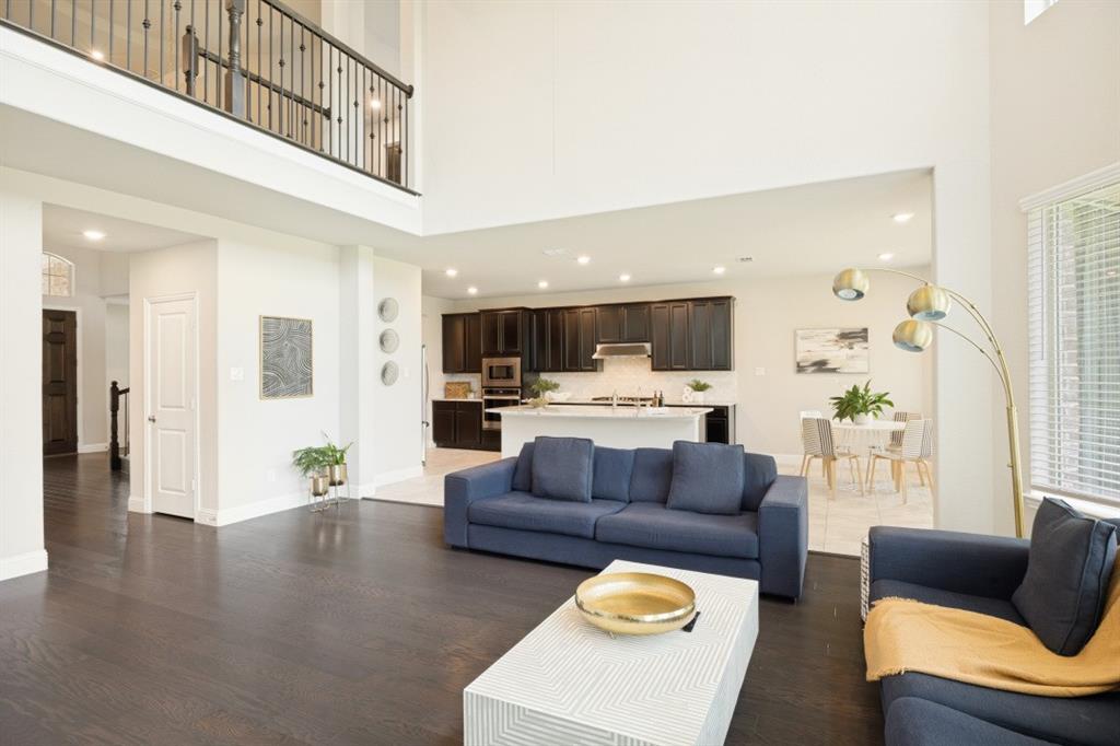 8209 Benthaven Pl