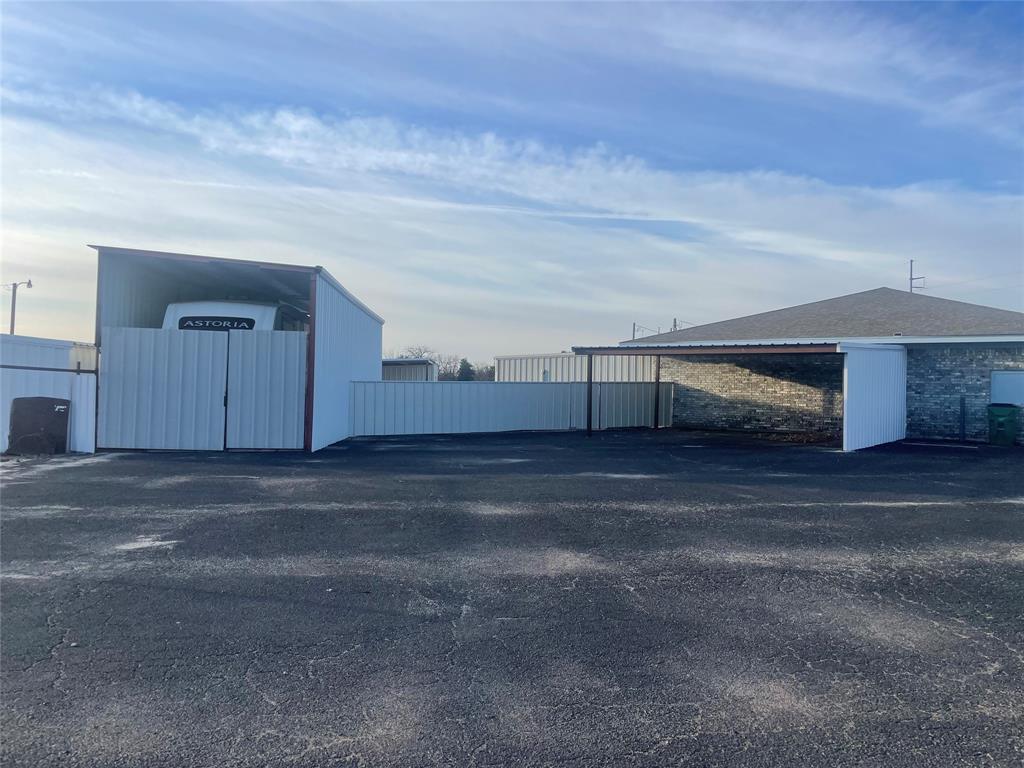 NONE - Commercial Sale