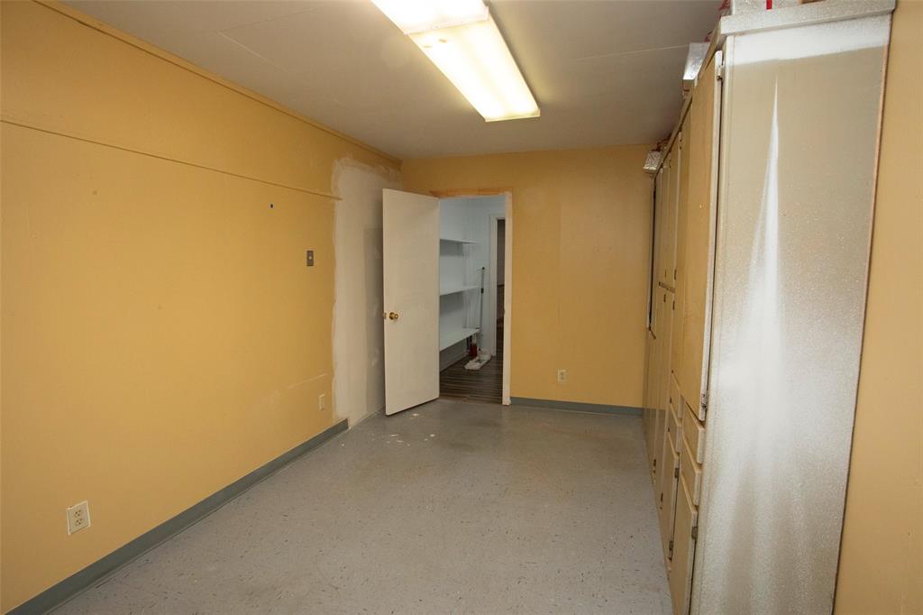 NONE - Commercial Sale