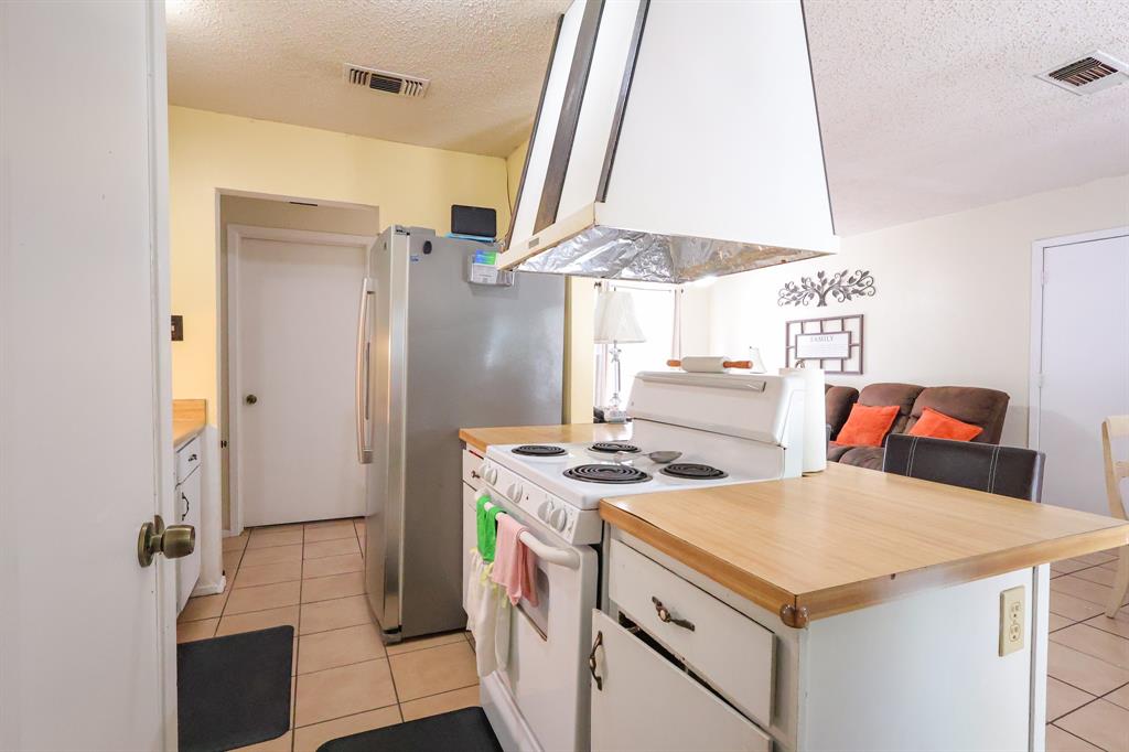 Fairwoods 01 - Residential