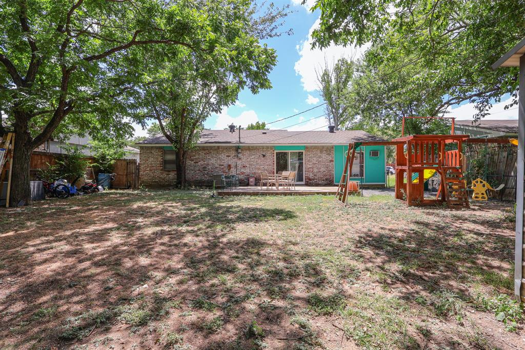 Fairwoods 01 - Residential