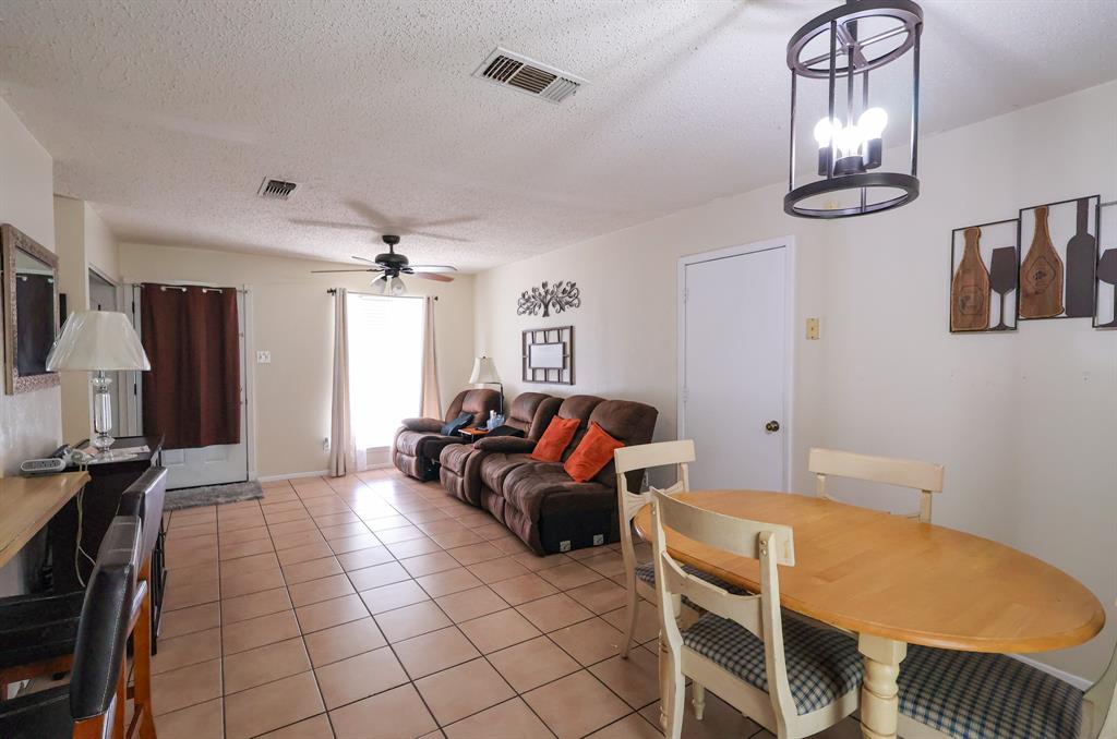 Fairwoods 01 - Residential