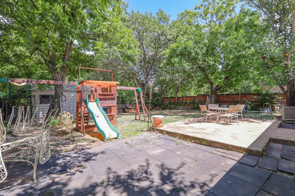 Fairwoods 01 - Residential