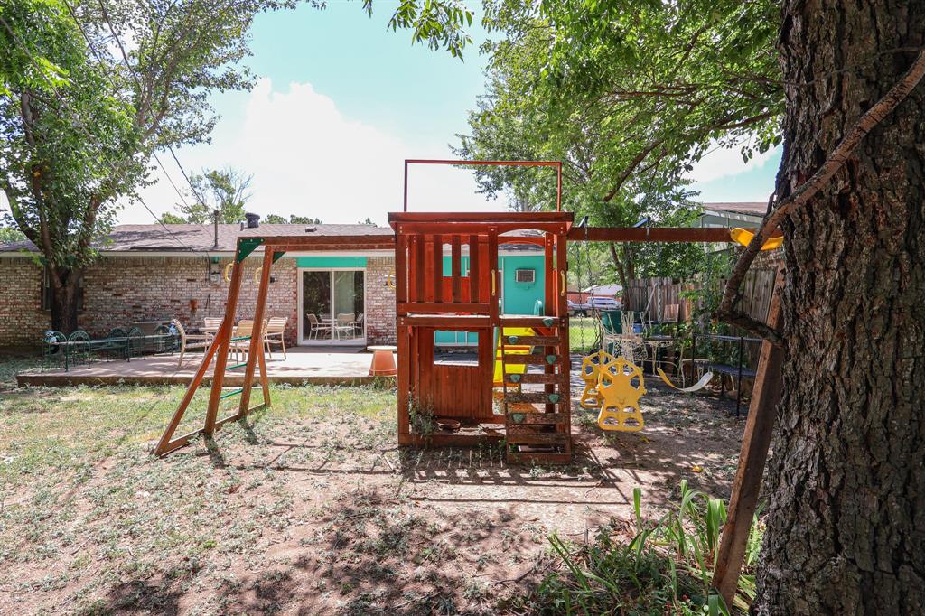 Fairwoods 01 - Residential