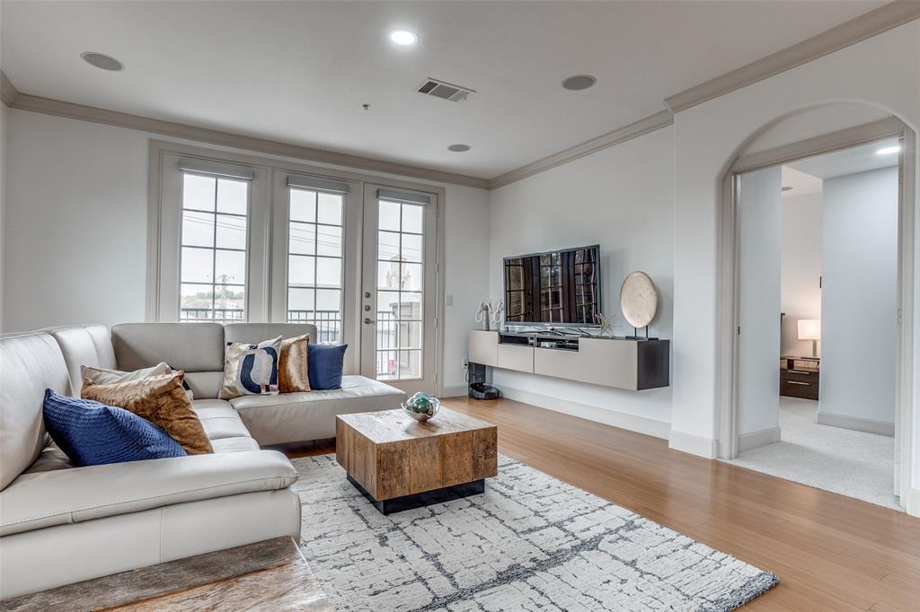 Vallera Condo - Residential