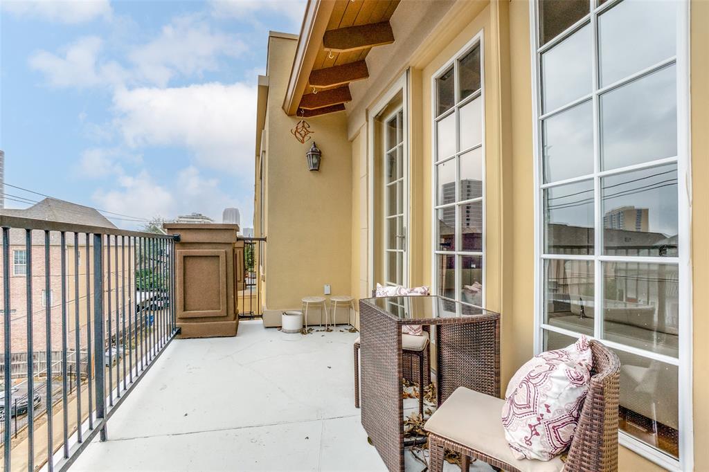 Vallera Condo - Residential