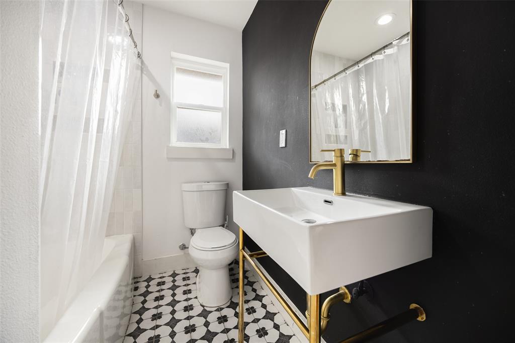 Fisher Road Heights 03 - Residential