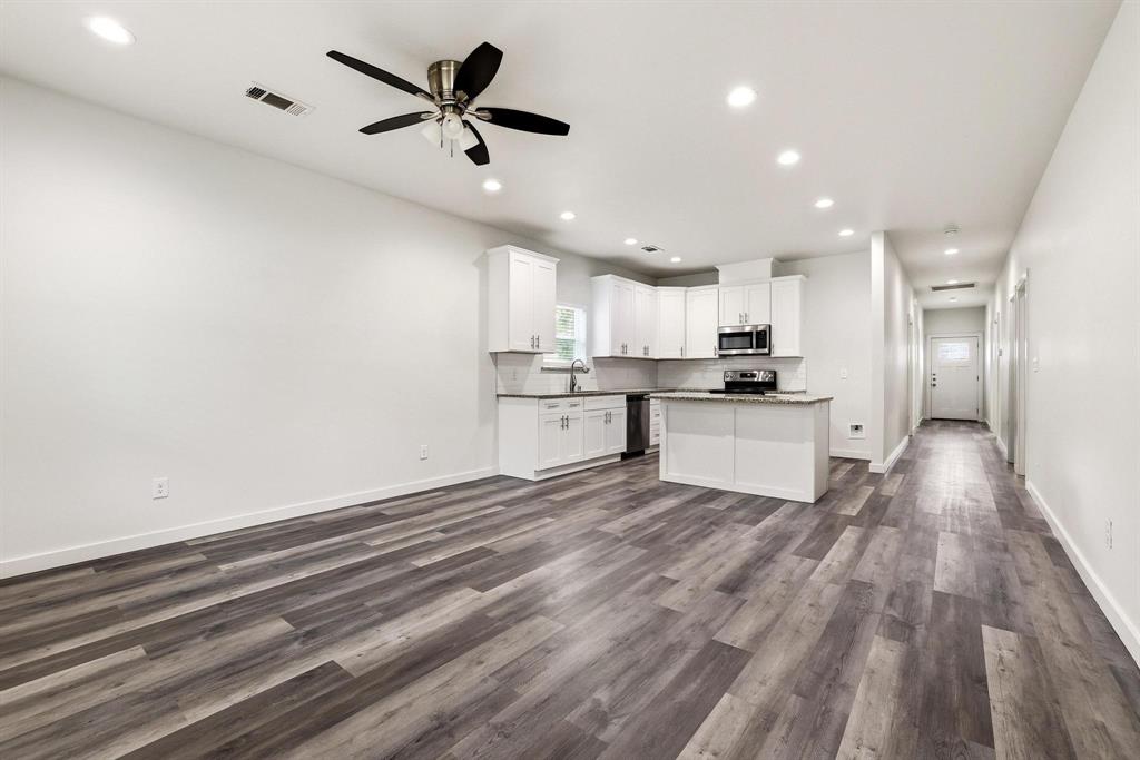 1221 W Johnson Street