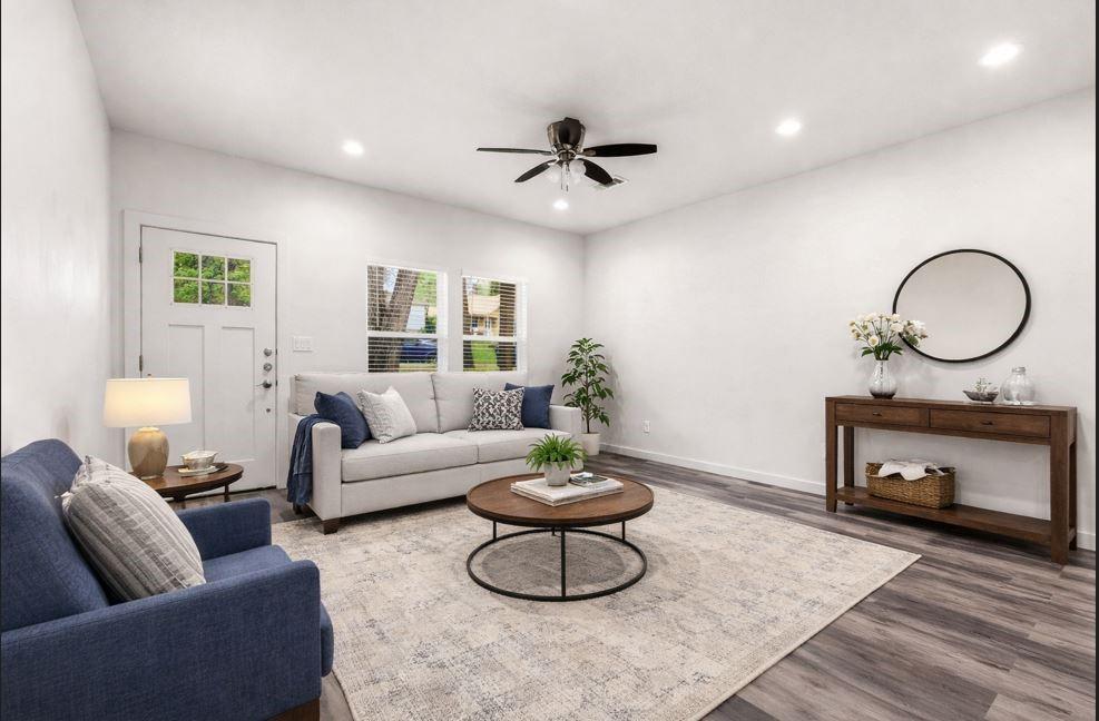 1221 W Johnson Street