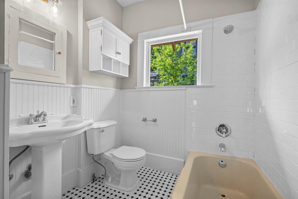 Bellevue Hill Add - Residential Lease