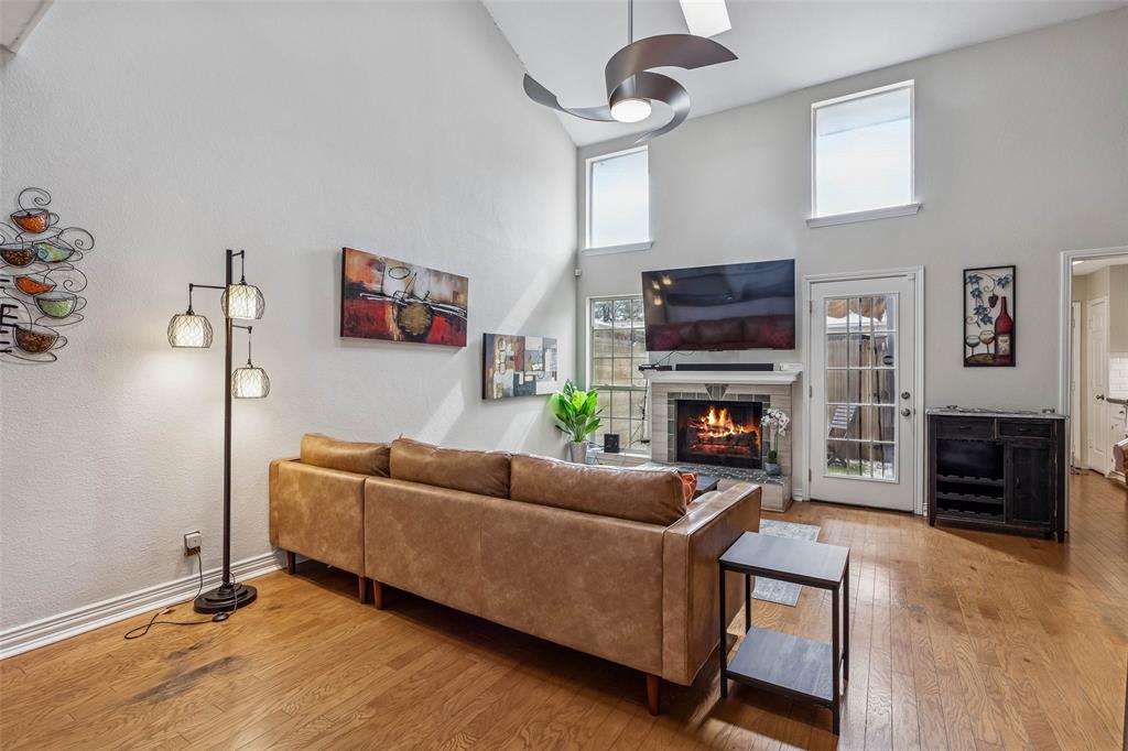 6016 E Mockingbird Lane