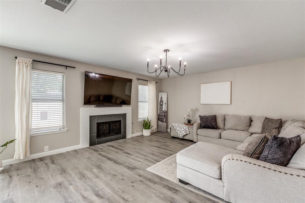 2308 Pheasant Run
