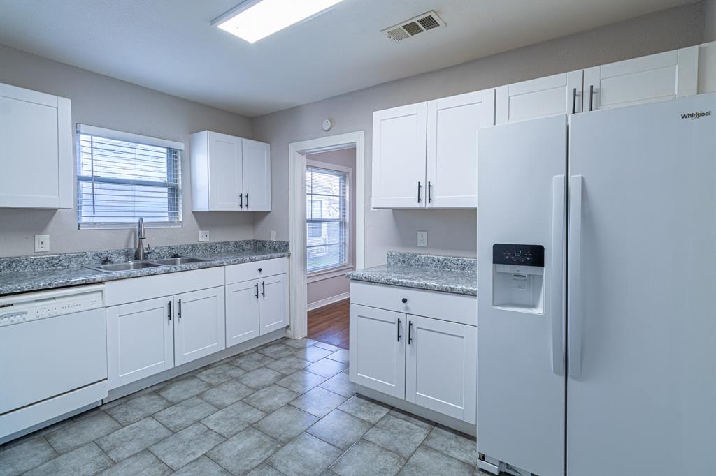 Pettons P T - Residential